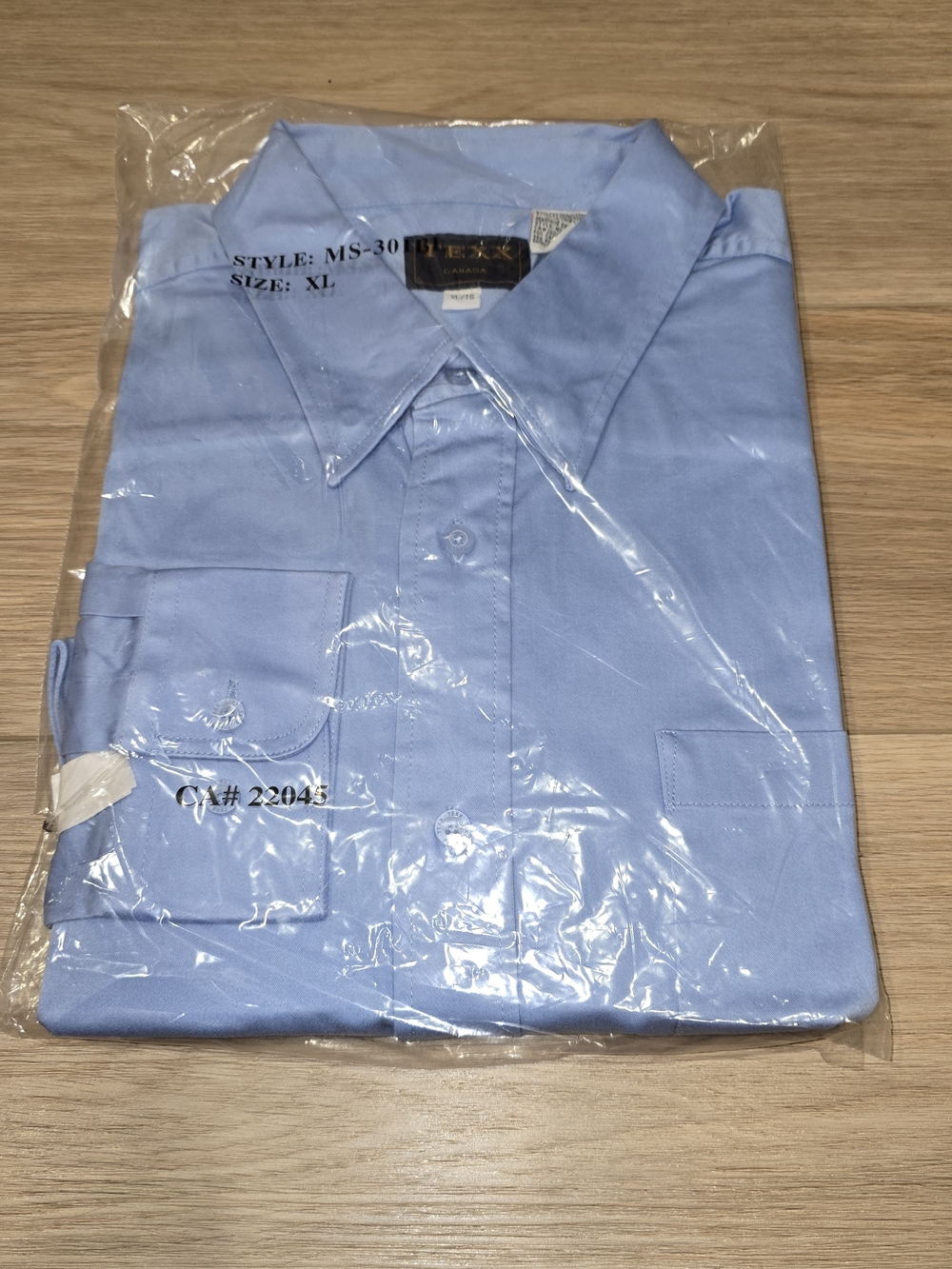 NWT Texx Canada Men's Light Blue Long Sleeve Button-Down Shirt | Size XL
